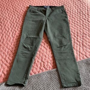 Pretty green skinny pants